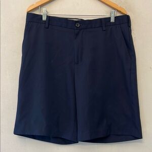 Izod Men's Navy Blue Lightweight shorts Size 36 EUC